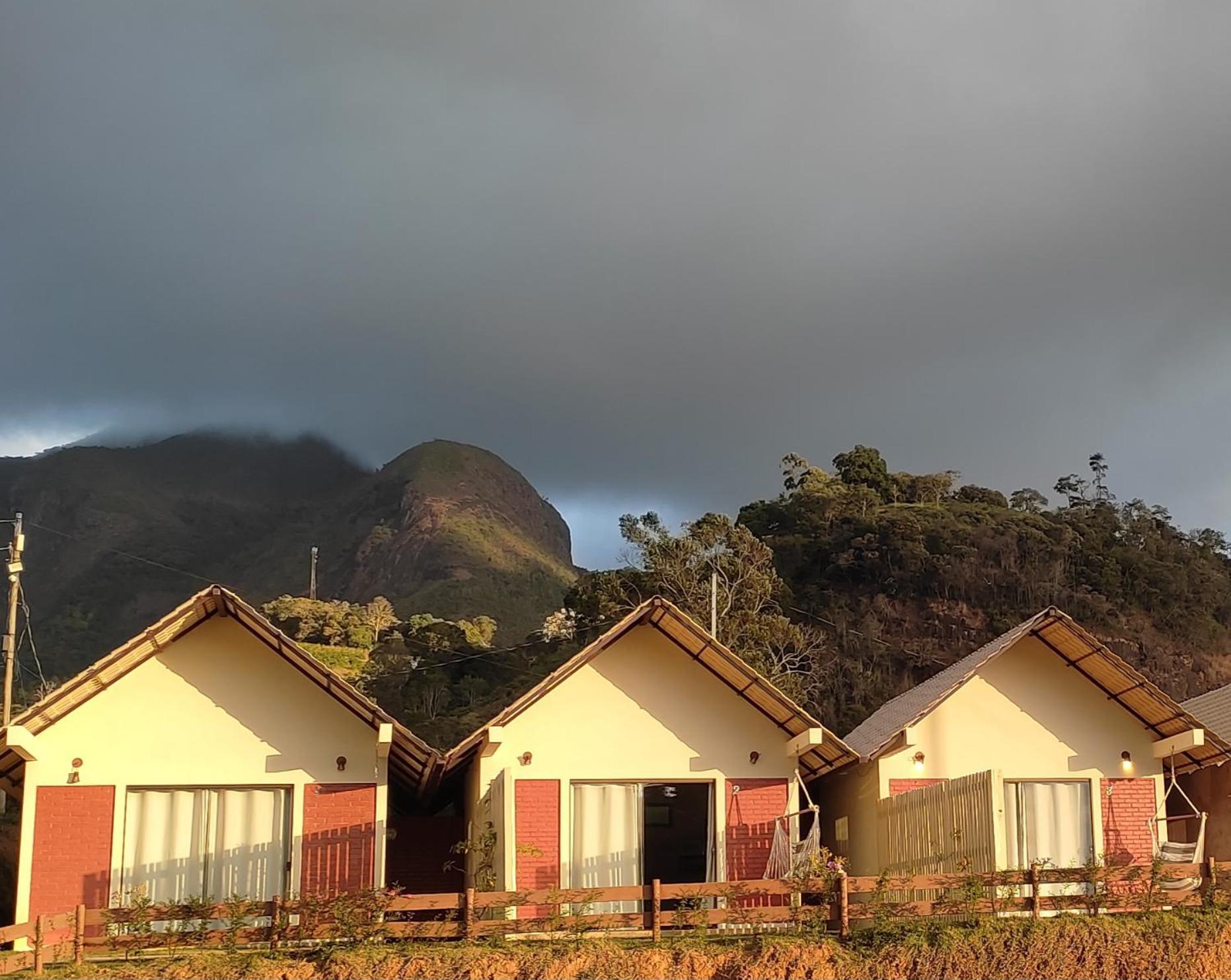 Chales Por Do Sol Caparao Velho Exterior photo